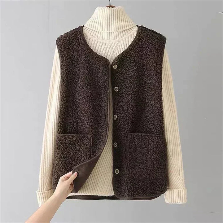 Hayden Annelore | Classic Cardigan
